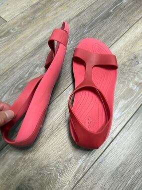 CROCS Women’s Coral Orange Red Slingback Sandals